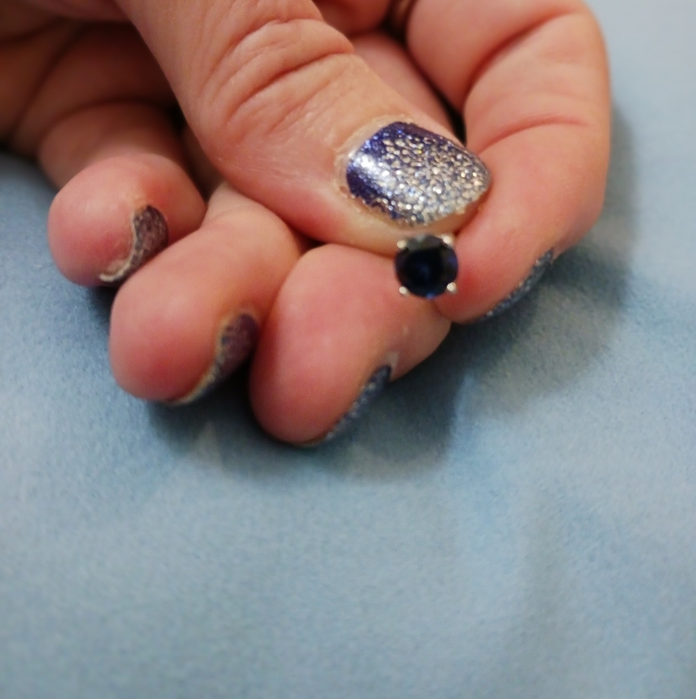 NEW 2 carat Sapphire earrings set in Sterling Silver - Picture 2 of 5